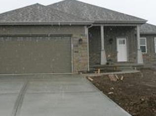 599 Linda Ct, Liberty, MO 64068