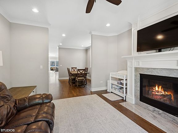 4th image of 5317 S Maryland Ave #2S