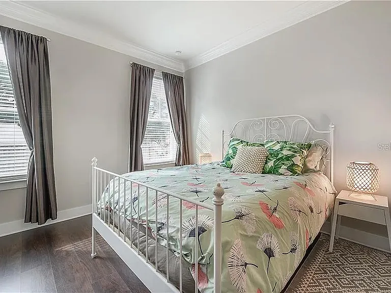 308 W Woodlawn Ave — Photo 19