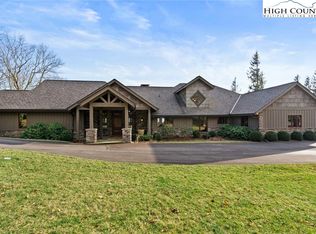 819 Crest Trl, Linville, NC 28646