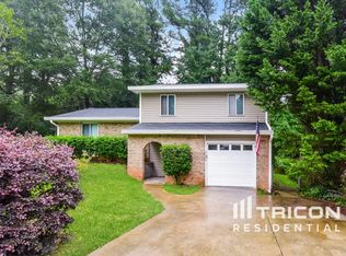 2249 Fairway Cir SW, Atlanta, GA 30331