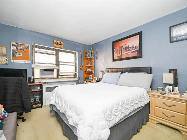 72-08 150th Street image 3 of 4