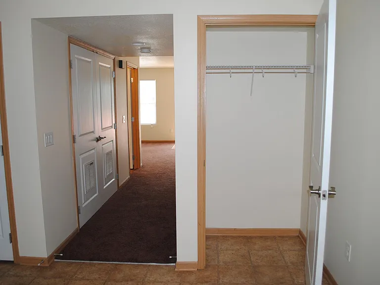 2201 Forest Ave #1 — Photo 4