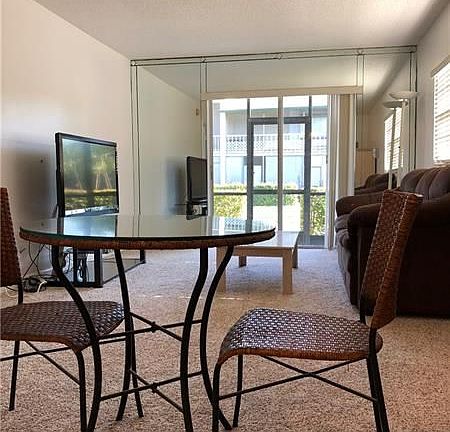 4th image of 4110 NW 88th Ave APT 104