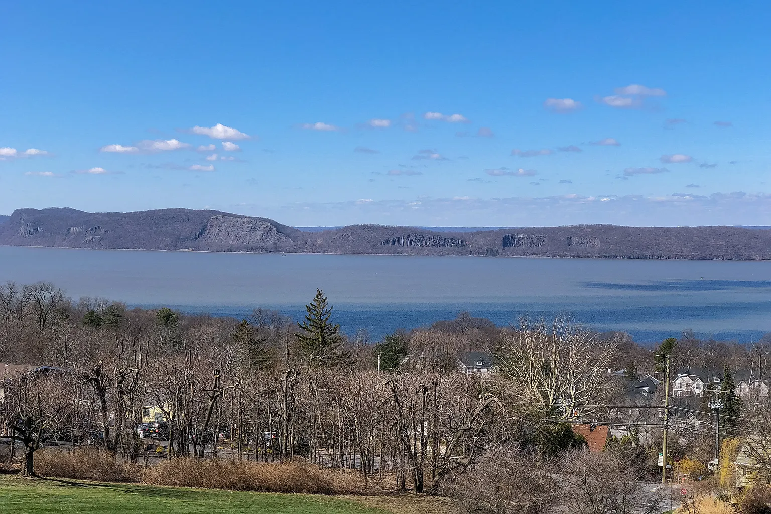 74 Hudson Watch Dr photo 1