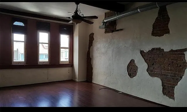 915 Decatur St #F — Photo 10