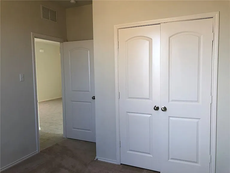 108 Yellowbark St — Photo 10