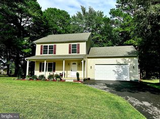 21348 Williams Dr, Lexington Park, MD 20653