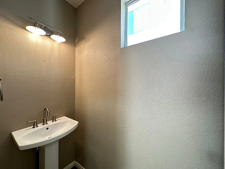7536 French Springs St — Photo 17