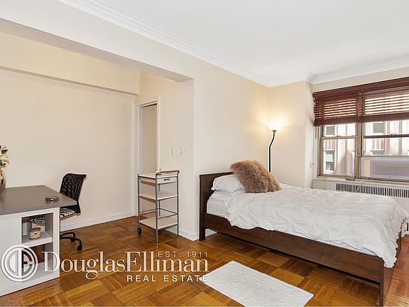 2nd image of 220 Madison Ave APT 6M