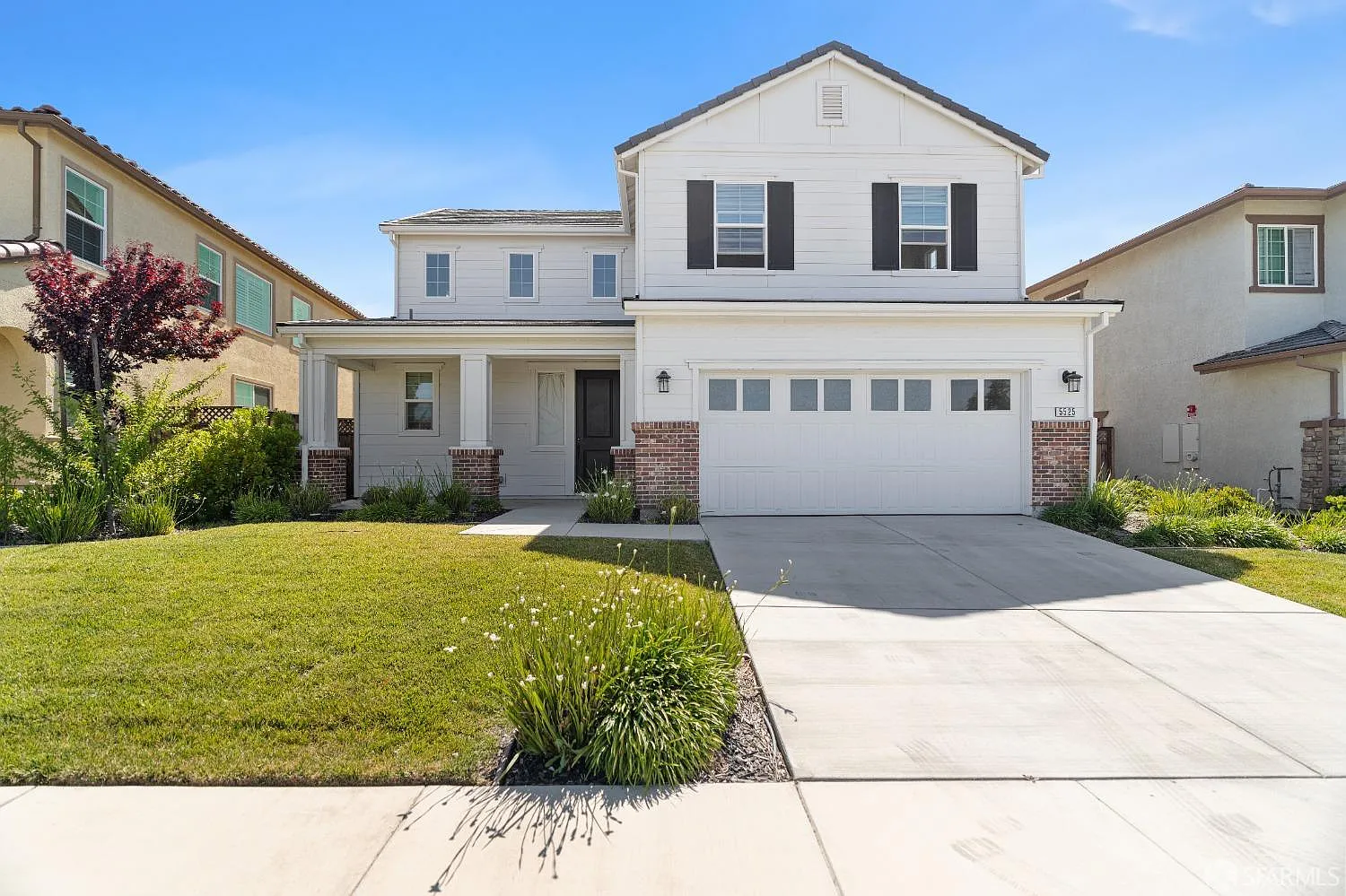 5525 Sierra Trail Way photo 1