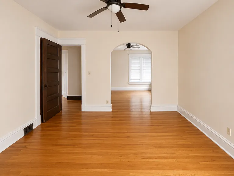 3232 Summit St — Photo 20