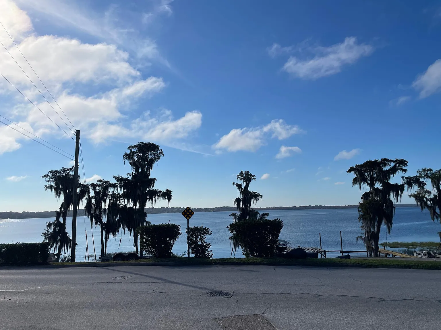 3 bed, 2.5 bath, 2124 sqft, $2,500 — Photo 4