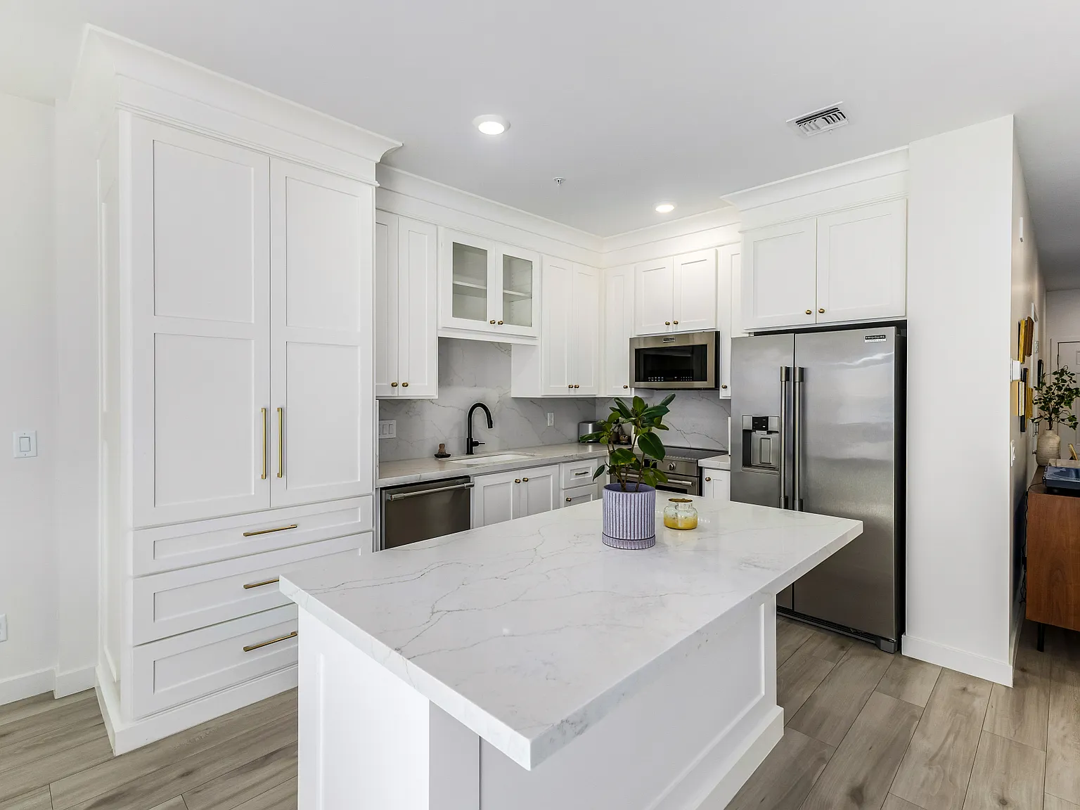 2 bed, 2.5 bath, 1457 sqft, $2,049 — Photo 1