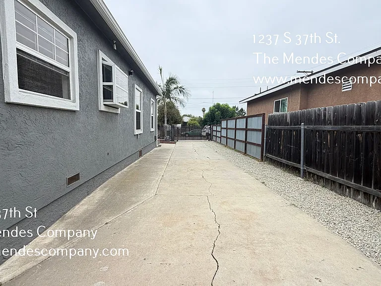 1237 S 37th St #FRONT HOUSE — Photo 37