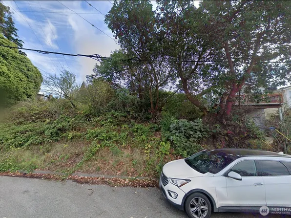590 Bremereton Boulevard W, Bremerton, WA 98312