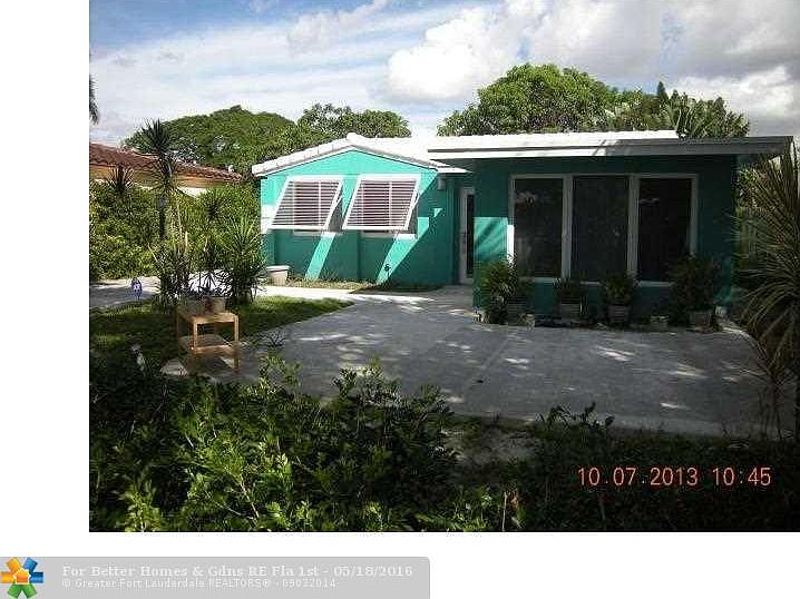 1st image of 615 SW 16th St