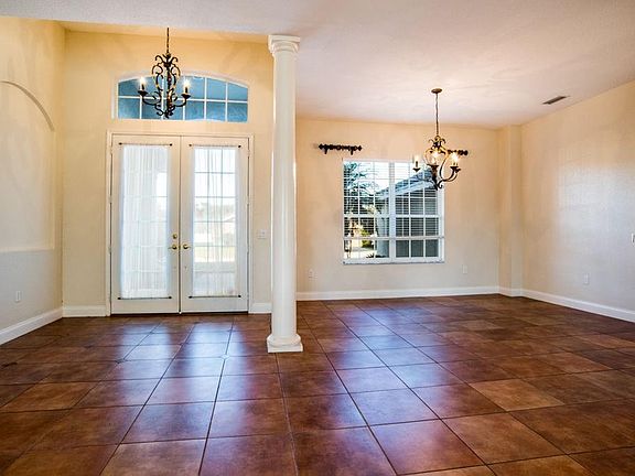 5th image of 4015 Oakley Way