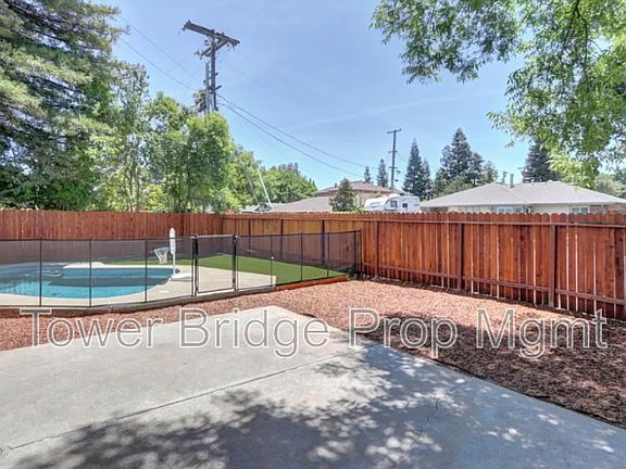 3rd image of 3804 Norris Ave