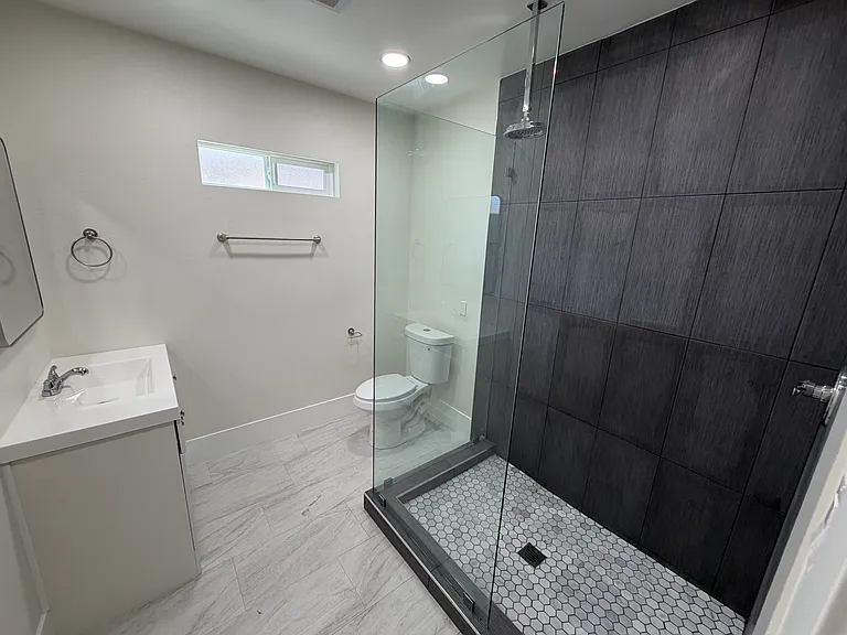 8640 Baring Cross St — Photo 6