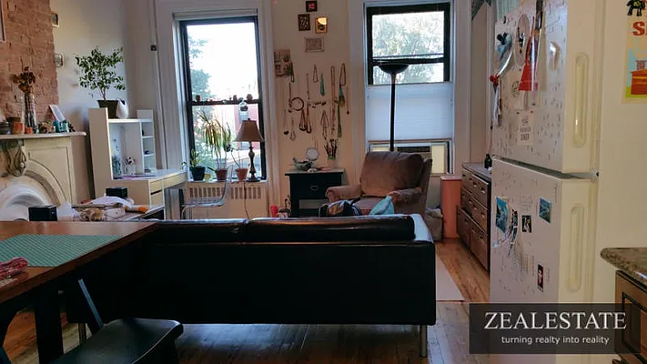 Rented by ZealEstate Group Inc | media 9