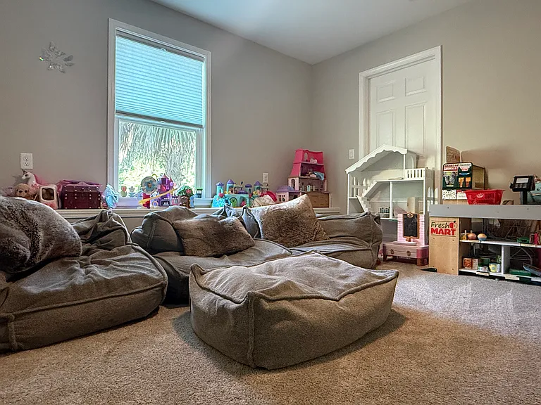 Playroom or extra bedroom #2