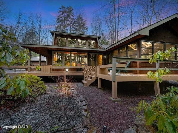 113 Long View Ln, Pocono Pines, PA 18350