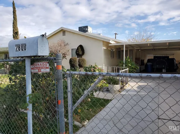 2800 Laurel Dr, Bakersfield, CA 93304
