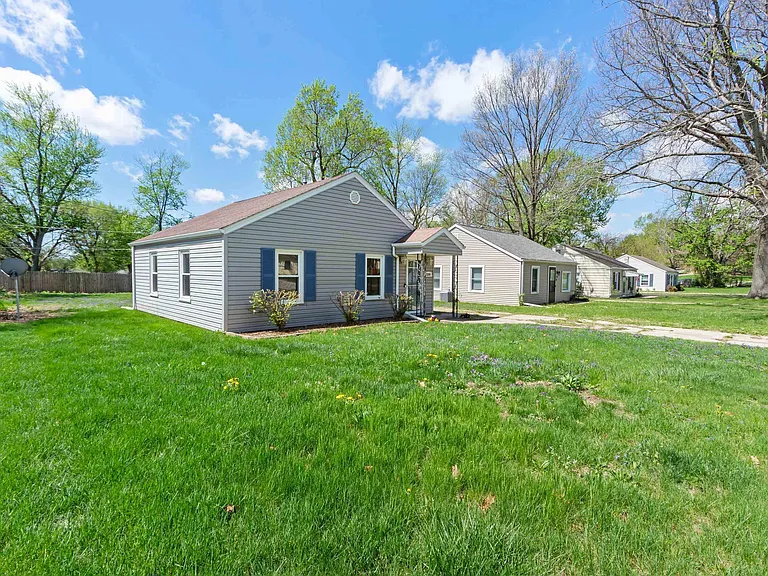 5209 N Glen Elm Dr — Photo 22