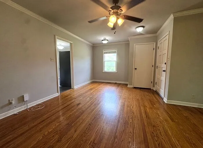 817 Chambers Dr NE — Photo 4