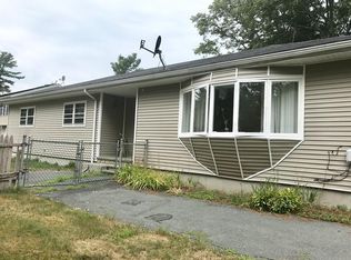 985 Wildwood Rd, New Bedford, MA 02745