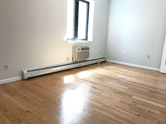 Rented by NY Space Finders Inc. | media 17