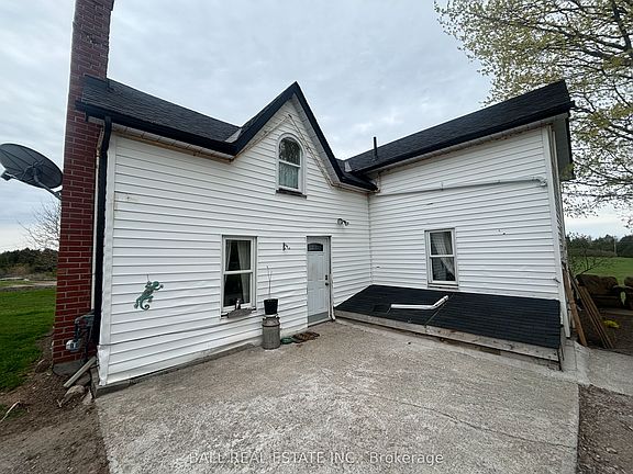 2nd image of 1132 Tara Rd