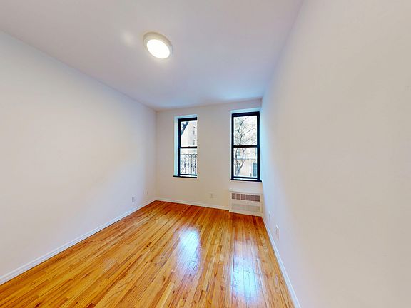 4th image of 417 E 65th St APT 7