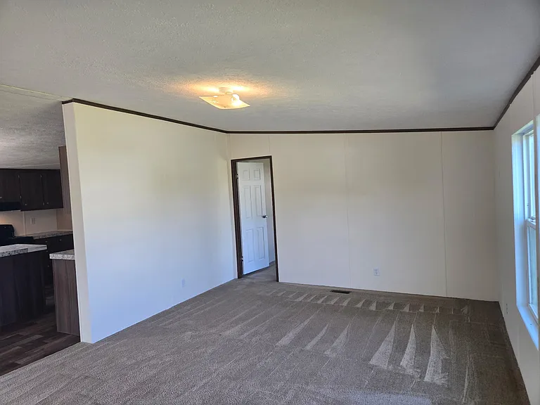 104 Wade Place Rd — Photo 4
