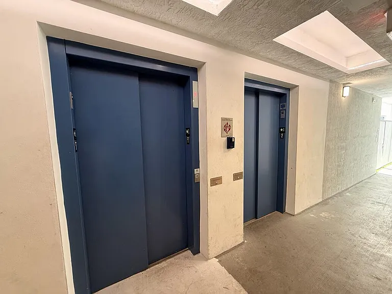 Superior Manor II — Photo 29