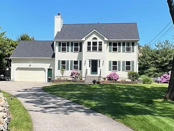 2nd image of 6 Douglas Dr