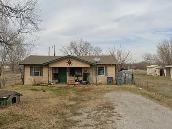 1813 SW Douglas Ave, Lawton, OK 73501