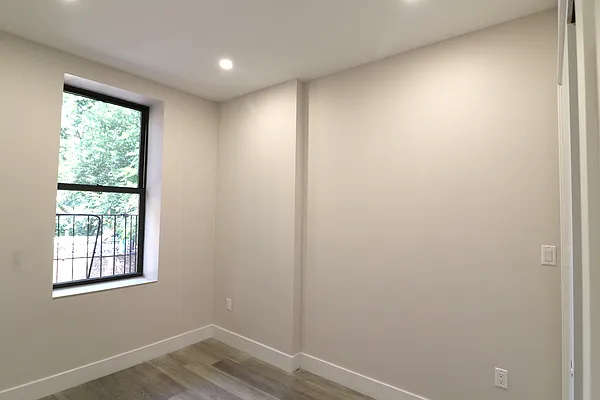 Rented by Harlem Lofts | media 10