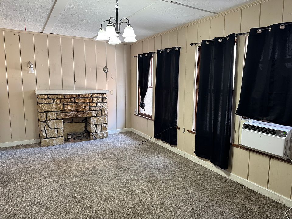 1st image of 104 1/2 N Main St #A