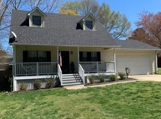 1236 3rd St NE, Arab, AL 35016