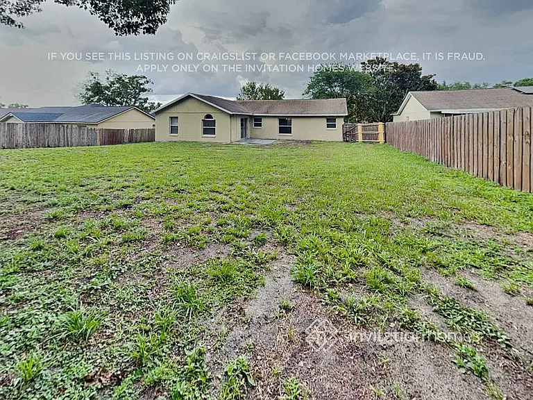 2624 Lake Jackson Cir — Photo 17