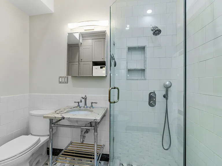 13 S Russell St #2 — Photo 9