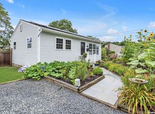 78 Barteau Ave, Blue Point, NY 11715