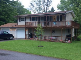 12518 Old Lake Rd, North Springfield, PA 16430