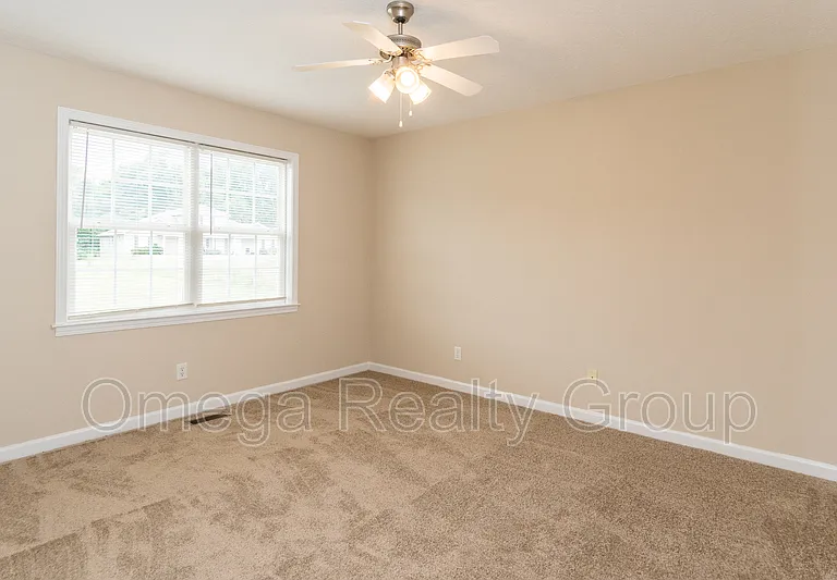 67 Jacob Ln — Photo 18