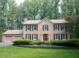 11401 Jordan Ln, Great Falls, VA