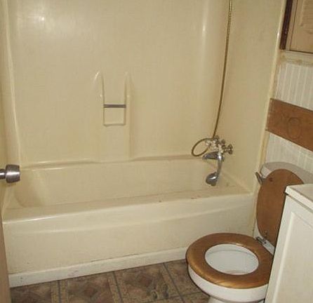 2nd image of 2529 Dolores Dr