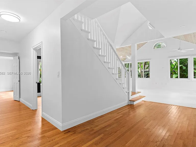 3945 Loquat Ave — Photo 10
