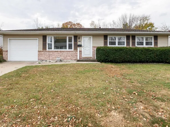 1908 Ellen St, Dubuque, IA 52002